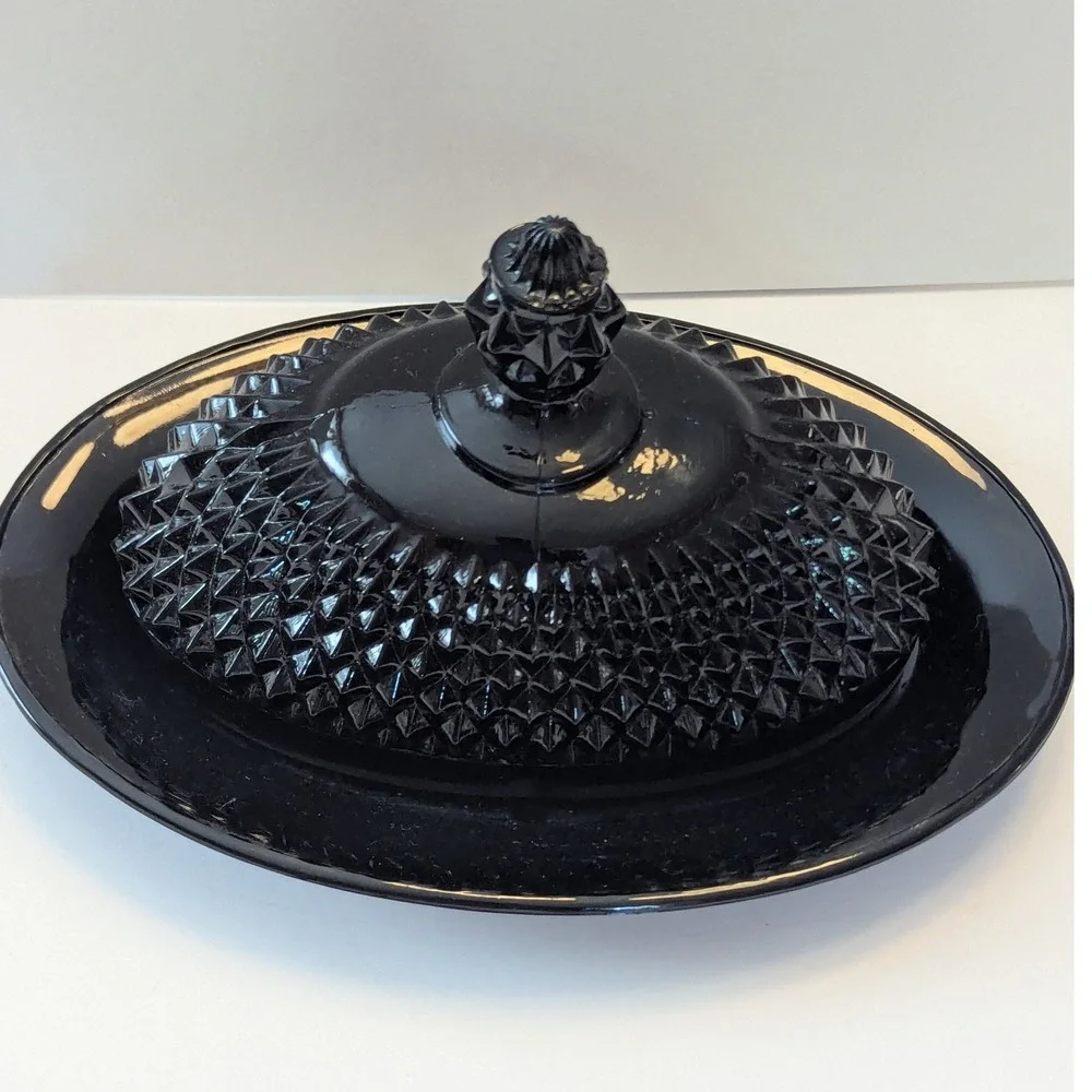 Vintage 1970s Tiara Indiana Cameo Black Diamond Point Butter Keeper